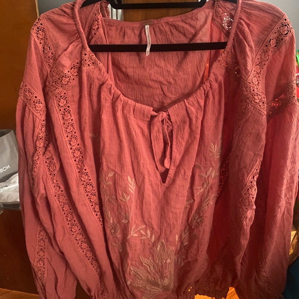 M free people peach lace boho shirt